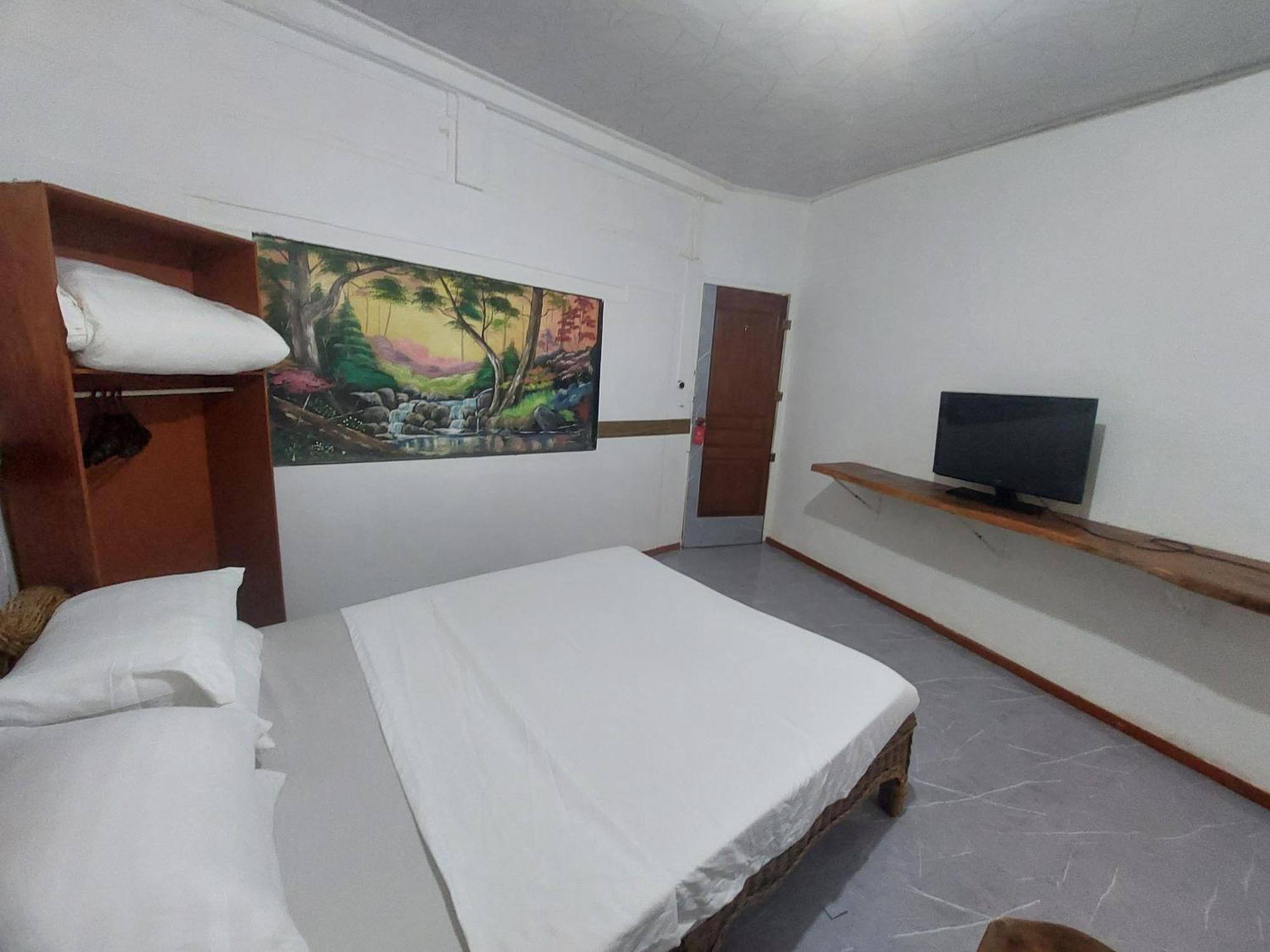 Larmar Bed And Breakfast Puerto Princesa Dış mekan fotoğraf