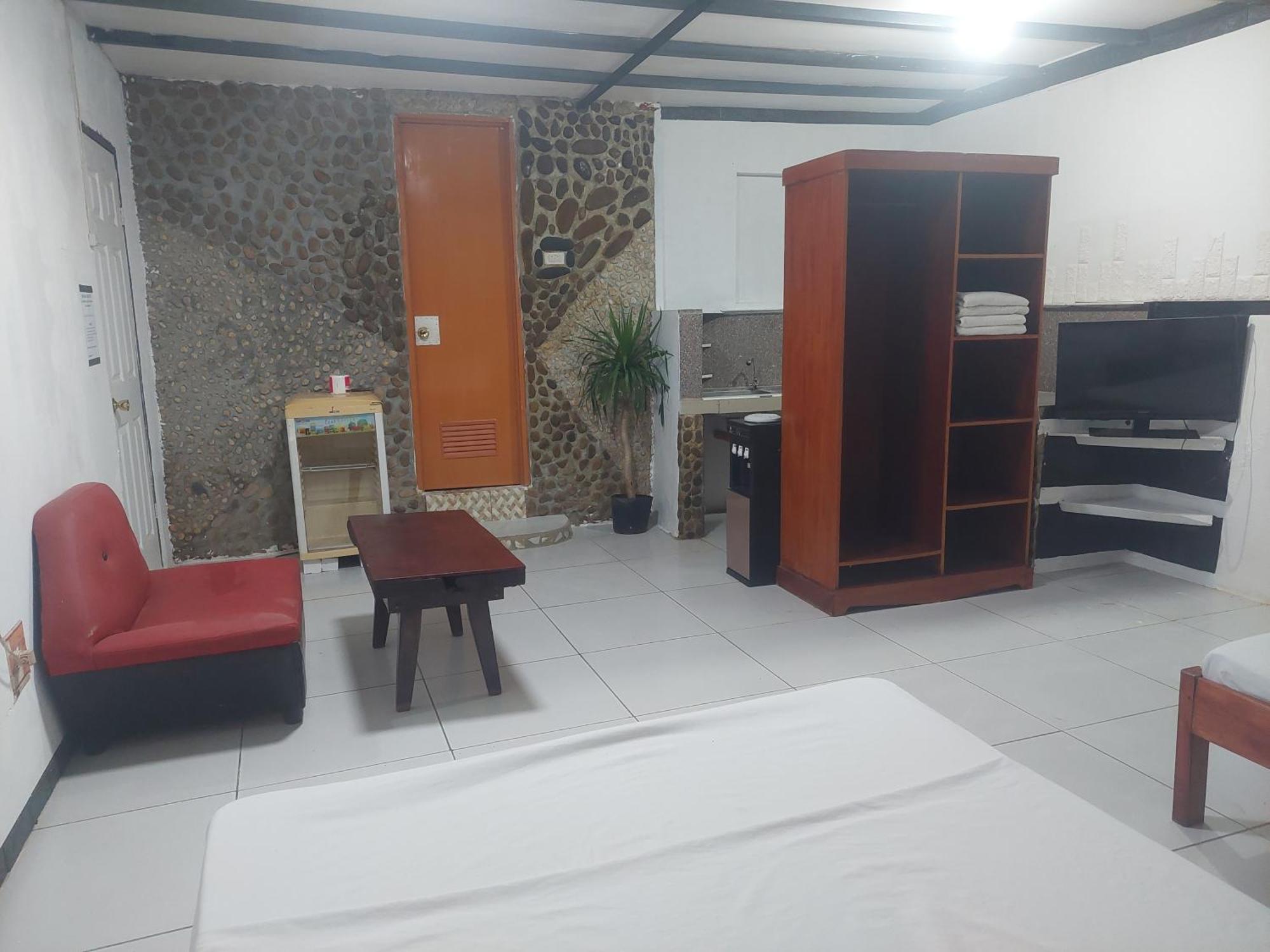 Larmar Bed And Breakfast Puerto Princesa Dış mekan fotoğraf