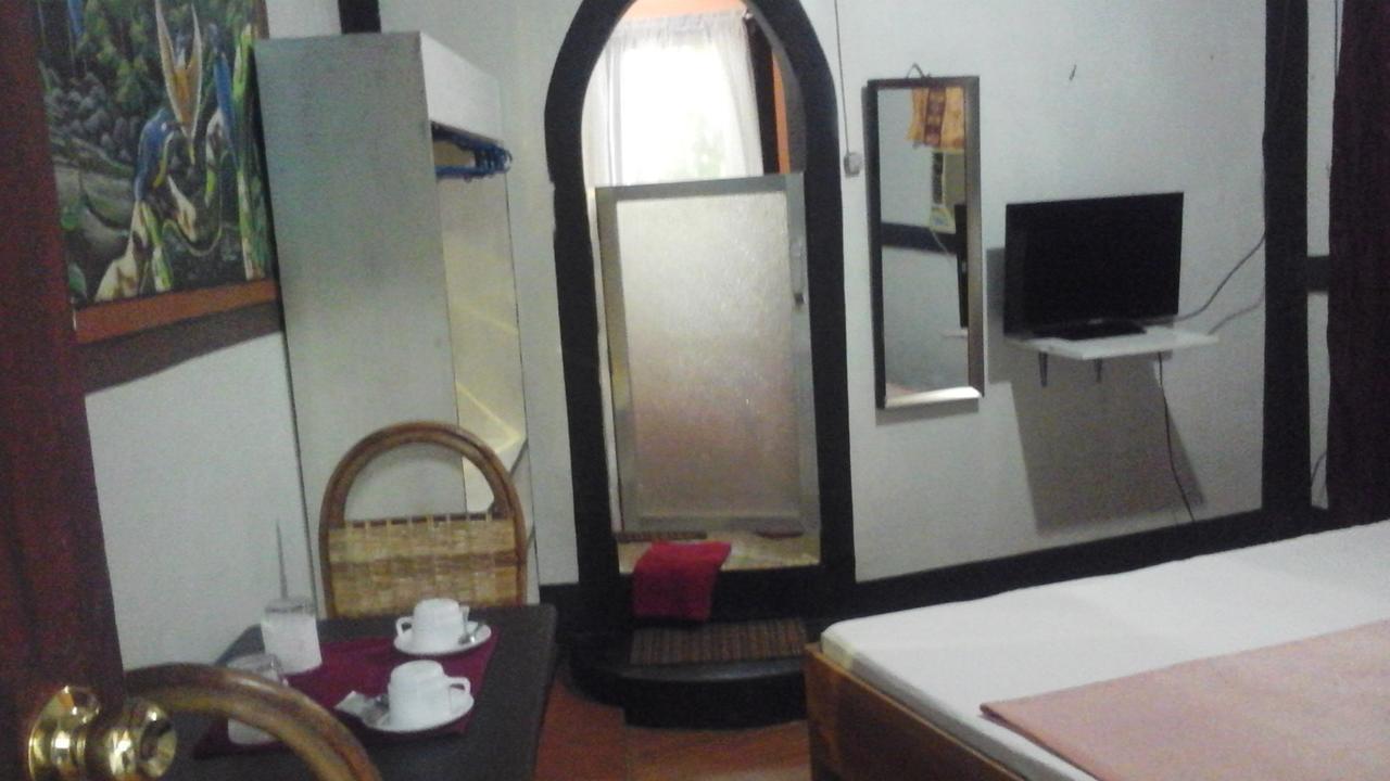 Larmar Bed And Breakfast Puerto Princesa Dış mekan fotoğraf