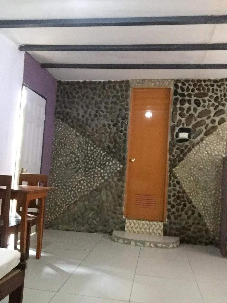 Larmar Bed And Breakfast Puerto Princesa Dış mekan fotoğraf